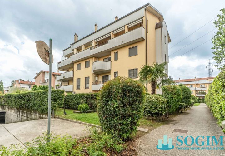 Leilighet i Monza, Monza and Brianza, Monza - € 329 000 | Ref: MO33898 - foto 1