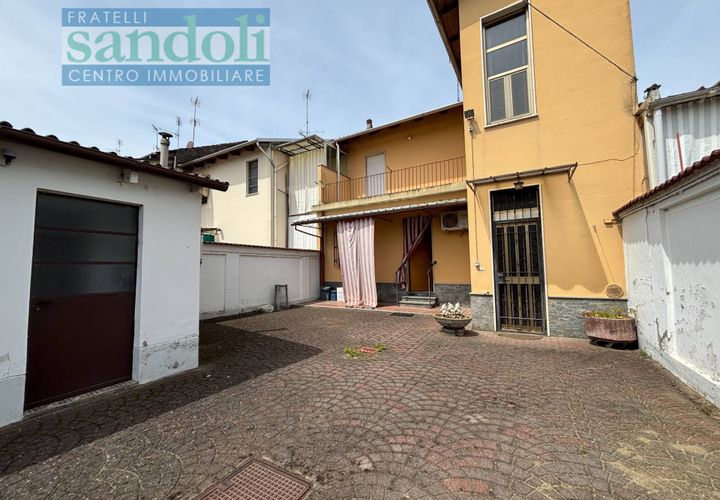 Villa a Vercelli, Vercelli, Vercelli - € 115.000 | Ref: 8021 - foto 1