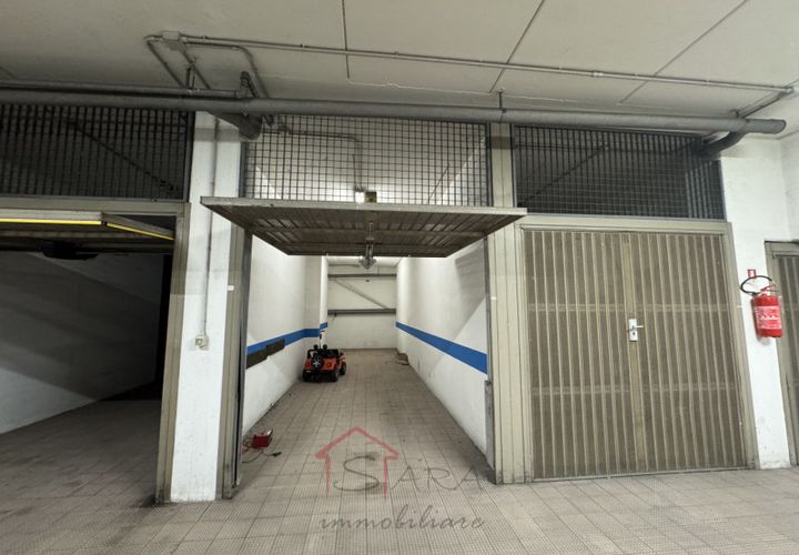 Garage i Padua, Padua, Padua - € 95.000 | Ref: V1120 - foto 1