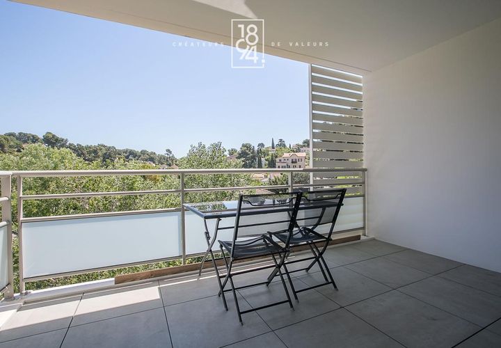 Lejlighed i Marseille, Bouches-du-Rhone, Marseille - € 299.000 | Ref: WE7W-8EK-VEX - foto 1