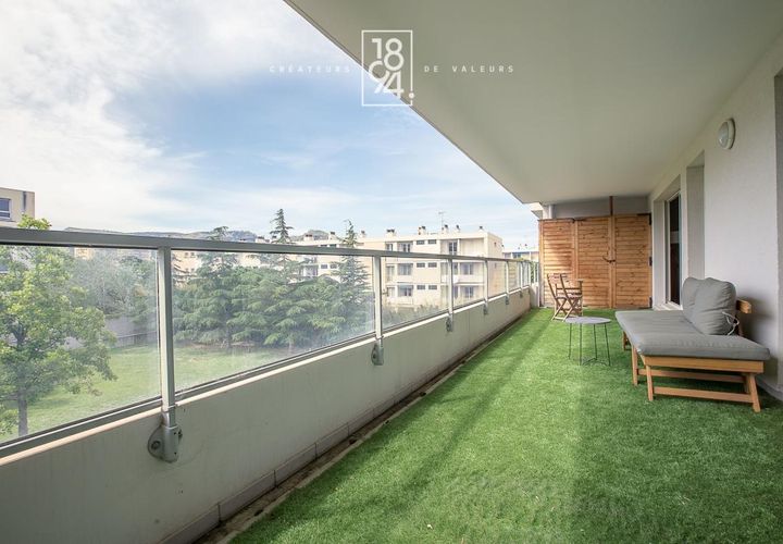 Leilighet i Marseille, Bouches-du-Rhone, Marseille - € 339 000 | Ref: IPOG-U4D-4MV - foto 1