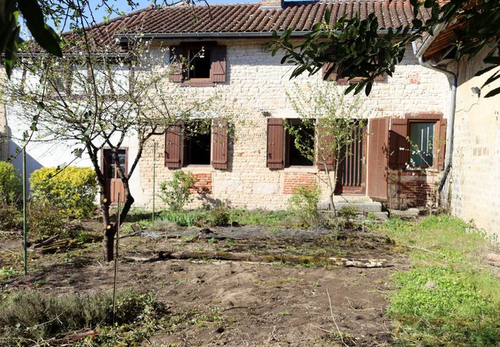 Villa i Jayat, Ain, Jayat - € 128.000 | Ref: 340935959034 - foto 1