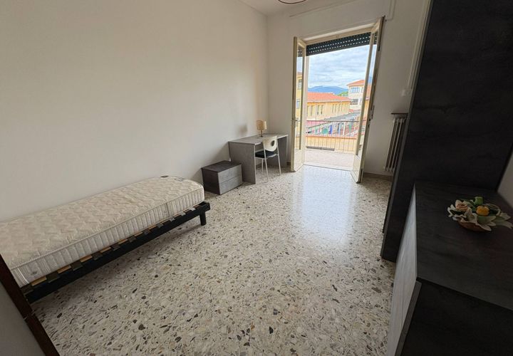 Apartament a Pisa, Pisa, Pisa - € 300/mes | Ref: 2025207 - foto 1