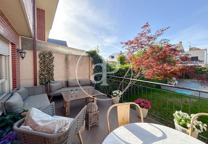 Villa a Barajas, Madrid, Barajas - € 840.000 | Ref: VMN2605011 - foto 1