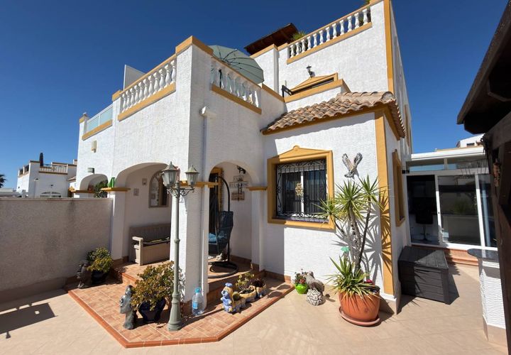 Villa i Orihuela, Alicante, Orihuela - € 220.000 | Ref: CSPR-31316 - foto 1