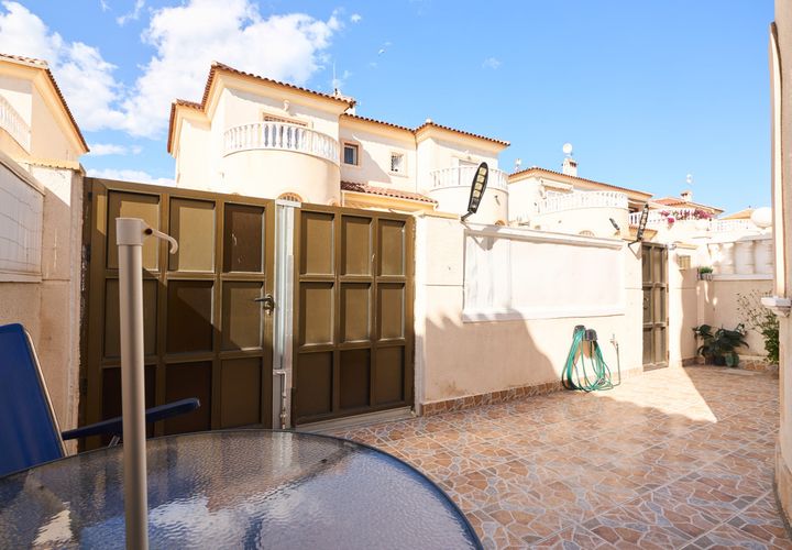 Byhus i Torrevieja, Alicante, Torrevieja - € 185.000 | Ref: CSPX-24081 - foto 1