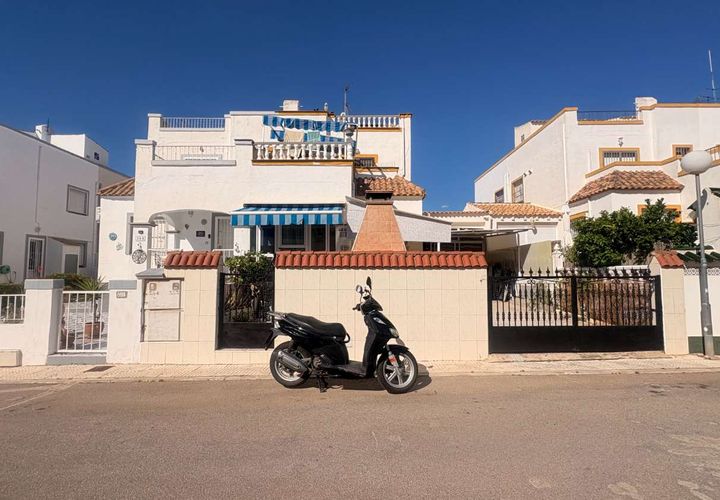 Bungalow i Orihuela, Alicante, Orihuela - € 239.500 | Ref: B-3511 - foto 1