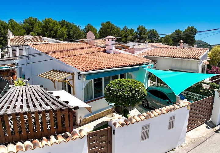 Villa a Moraira, Alicante, Moraira - € 435.000 | Ref: H-1982-AMBE - foto 1