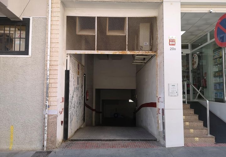 Garage i Torrevieja, Alicante, Torrevieja - € 9.900 | Ref: 33086 - foto 1