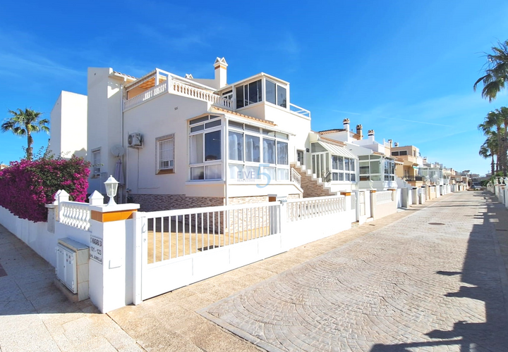 Rækkehus i Playa Flamenca, Alicante, Playa Flamenca - € 259.995 | Ref: P9074 - foto 1