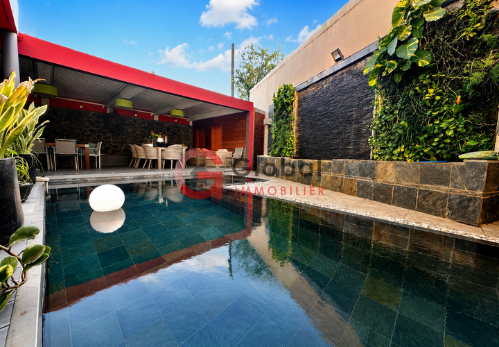 Villa a Saint-Louis, La Reunion, Saint-Louis - € 770.000 | Ref: 7588 - foto 1