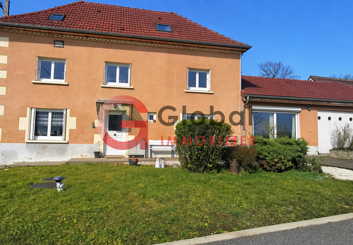 Villa a Effiat, Puy-de-Dome, Effiat - € 235.400 | Ref: 7911 - foto 1