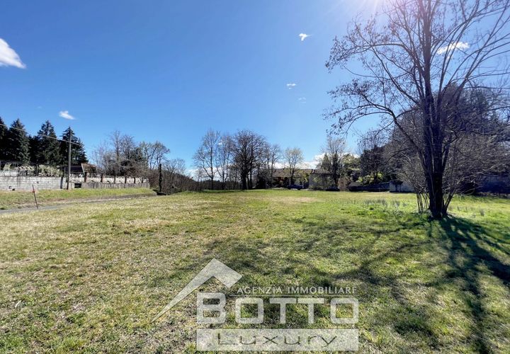Helårsgrund i Ameno, Novara, Ameno - € 285.000 | Ref: T069 - foto 1