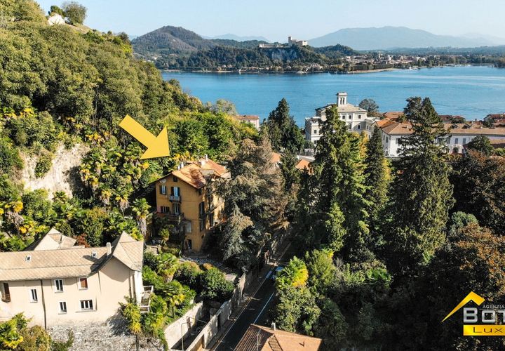 Villa a Arona, Novara, Arona - € 850.000 | Ref: T515 - foto 1