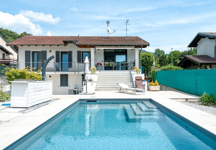 Villa a Pettenasco, Novara, Pettenasco - € 680.000 | Ref: T2173 - foto 1