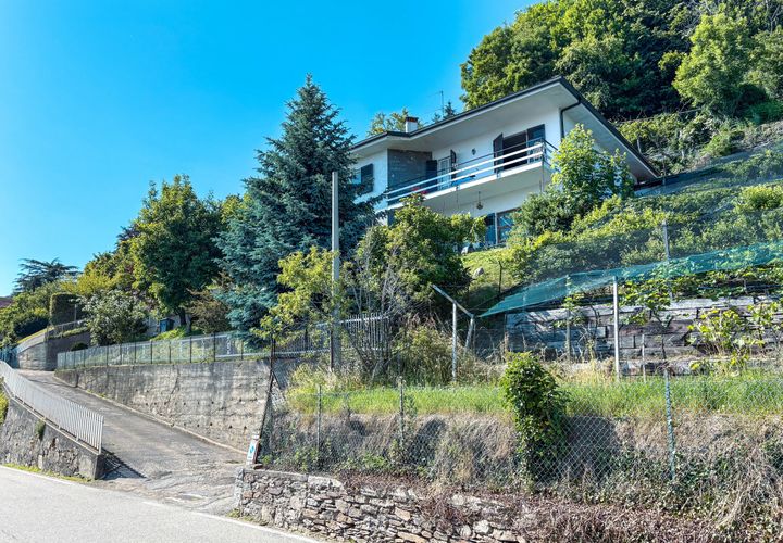 Villa a Armeno, Novara, Armeno - € 345.000 | Ref: T461 - foto 1