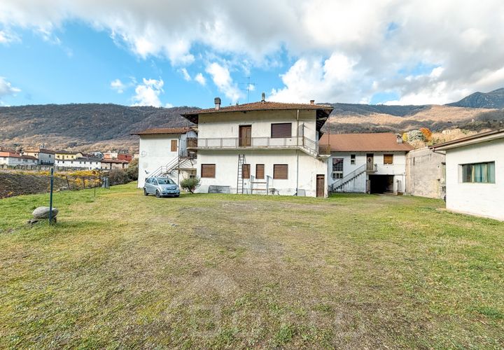 Villa a Omegna, Verbano Cusio Ossola, Omegna - € 200.000 | Ref: T-113 - foto 1