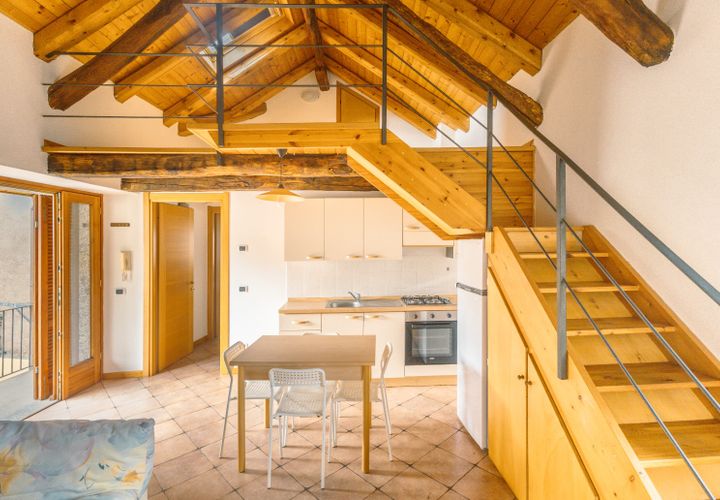 Villa a Omegna, Verbano Cusio Ossola, Omegna - € 180.000 | Ref: T3100 - foto 1