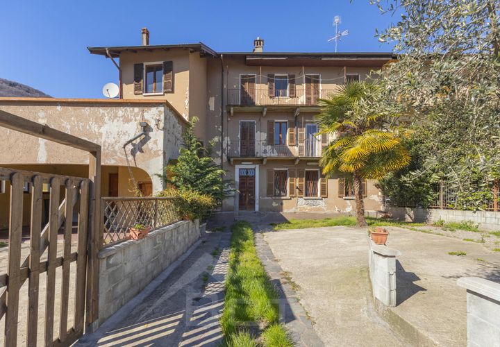 Villa i Omegna, Verbano Cusio Ossola, Omegna - € 130.000 | Ref: T114 - foto 1