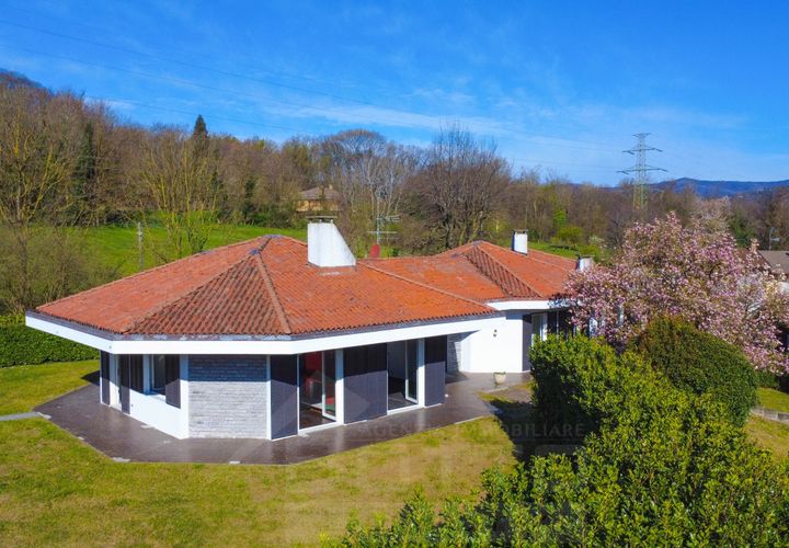 Villa a Arona, Novara, Arona - € 1.450.000 | Ref: T3146 - foto 1