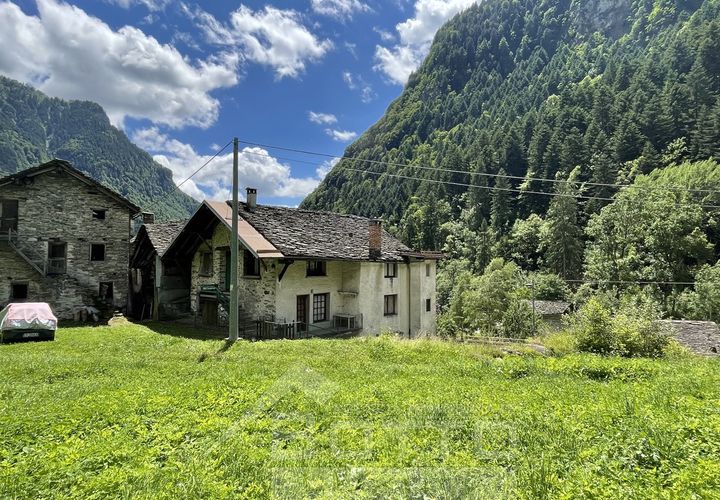 Helårsgrund i Mollia, Vercelli, Mollia - € 99.000 | Ref: T0117 - foto 1