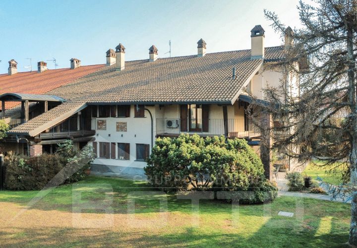 Villa i Oleggio, Novara, Oleggio - € 590.000 | Ref: T620 - foto 1