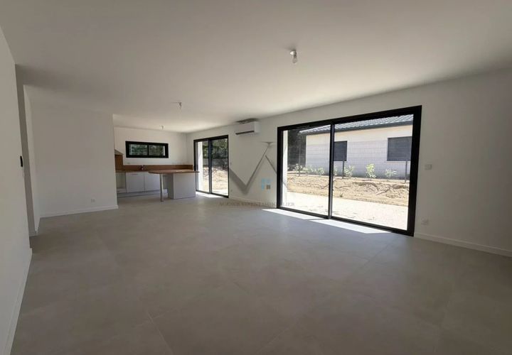 Villa a Malataverne, Drome, Malataverne - € 1.300/mes | Ref: 87035925 - foto 1