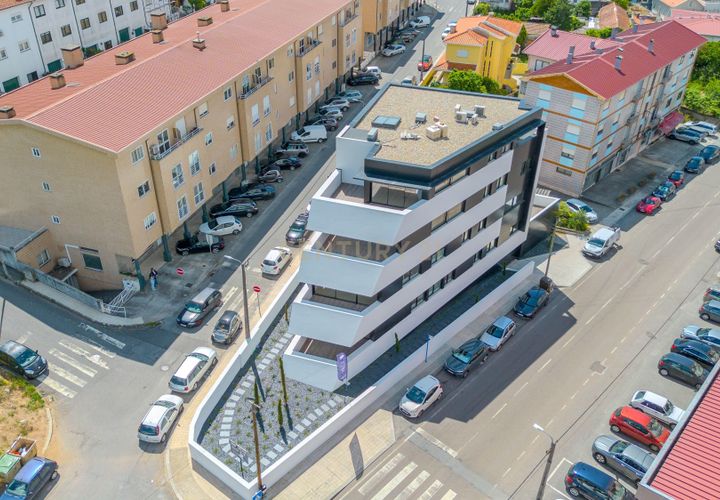 Lejlighed i Gondomar, Porto, Gondomar - € 620.000 | Ref: C0272-02715 - foto 1