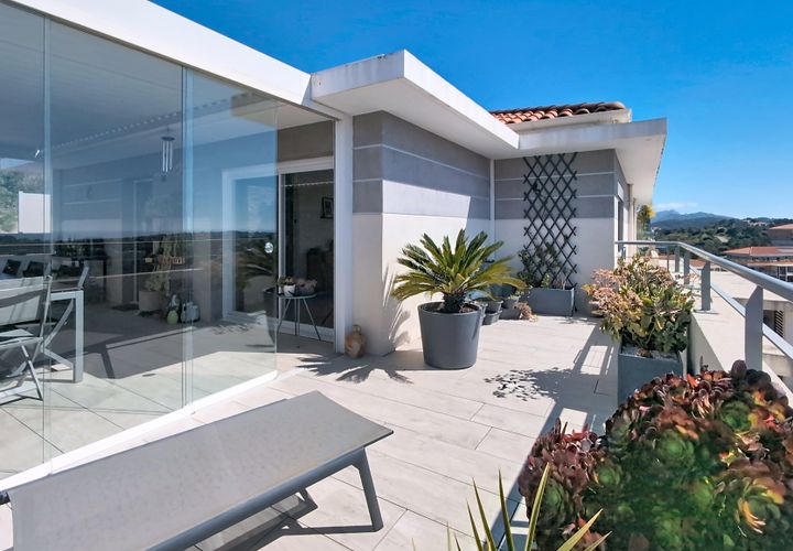 Lejlighed i Saint-Raphaël, Var, Saint-Raphaël - € 765.000 | Ref: e0476 - foto 1