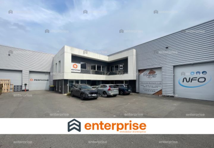 L'establiment comercial a Sequedin, Nord, Sequedin - € 750.000 | Ref: 35025 - foto 1