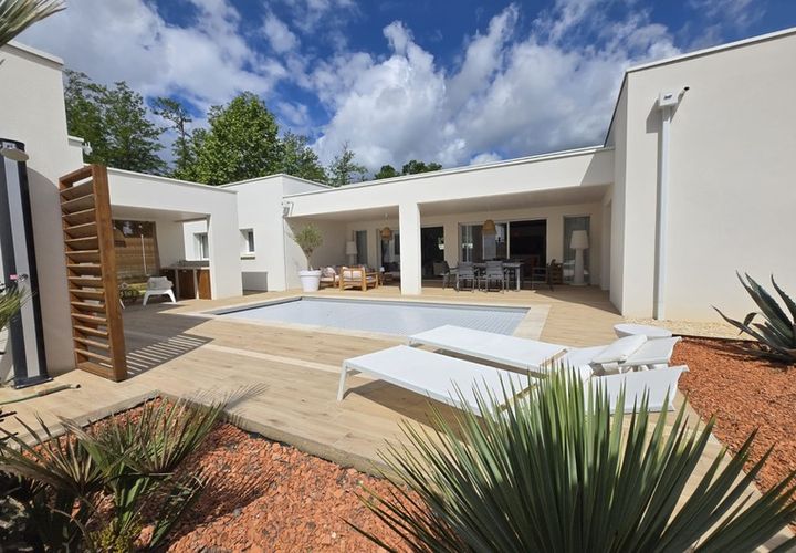 Villa a Boulazac, Dordogne, Boulazac - € 630.000 | Ref: 830031206401 - foto 1