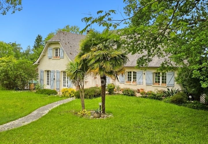 Villa a Bosdarros, Pyrenees-Atlantiques, Bosdarros - € 399.500 | Ref: 830033811480 - foto 1