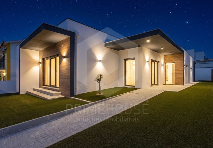 Villa i Quinta do Conde, Setubal, Quinta do Conde - € 750.000 | Ref: PH3627 - foto 1