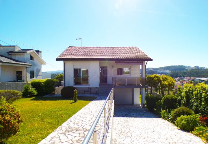 Villa a Lourosa, Aveiro, Lourosa - € 359.900 | Ref: HAB_76 - foto 1