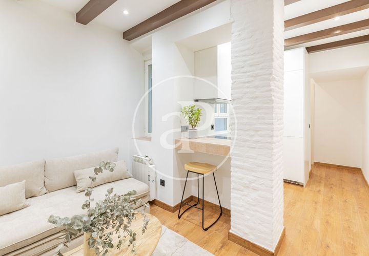Apartament a Madrid, Madrid, Madrid - € 1.300/mes | Ref: AM2605083 - foto 1
