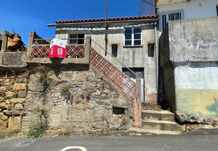 Villa i Fundao, Castelo Branco, Fundao - € 20.000 | Ref: 111260097 - foto 1