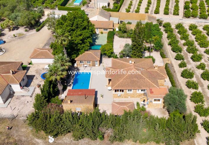 Herregård i Rojales, Alicante, Rojales - € 650 000 | Ref: LF-14648-D - foto 1