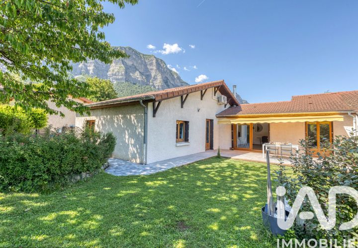 Villa i Crolles, Isere, Crolles - € 499.000 | Ref: 62525 - foto 1