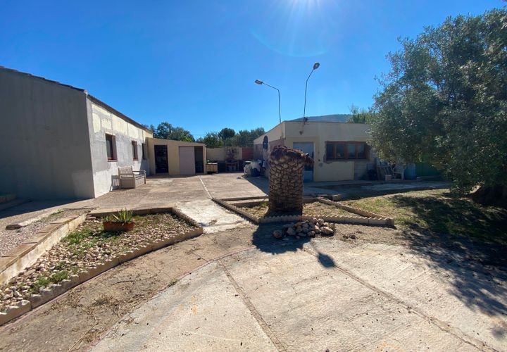 Finca i Sax, Alicante, Sax - € 229 995 | Ref: 18229 - foto 1