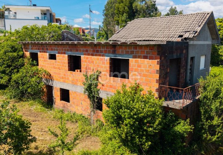 Helårsgrund i Vila Verde, Braga, Vila Verde - € 450.000 | Ref: ZMPT588983 - foto 1