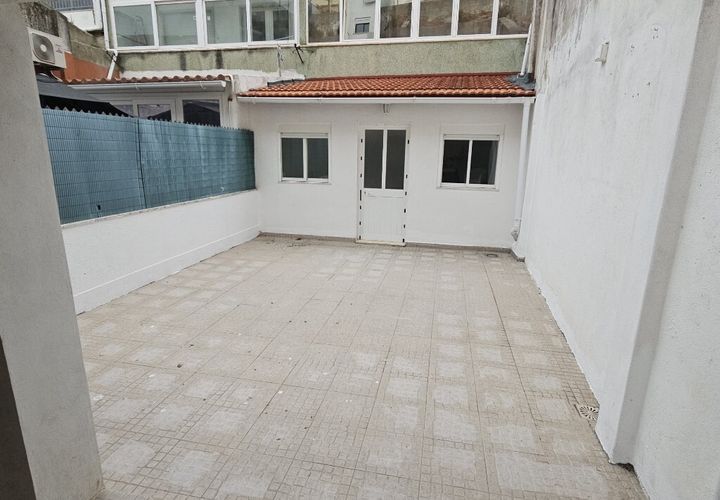 Apartament a Almada, Setubal, Almada - € 1.200/mes | Ref: 5870 - foto 1