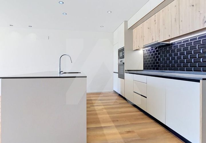 Rækkehus i Ovar, Aveiro, Ovar - € 374.000 | Ref: 100.C.VM - foto 1