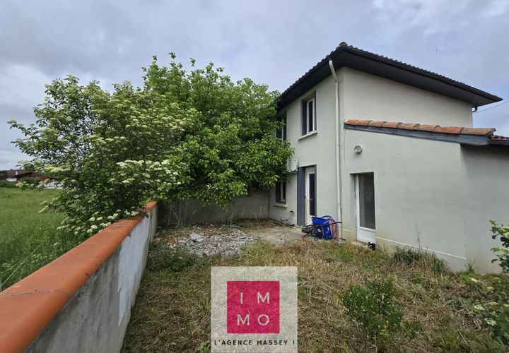 Villa i Tarbes, Hautes-Pyrenees, Tarbes - € 135.000 | Ref: 800 - foto 1