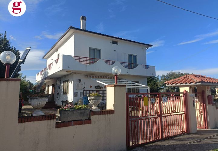 Villa a Vasto, Chieti, Vasto - € 590.000 | Ref: IM202636 - foto 1