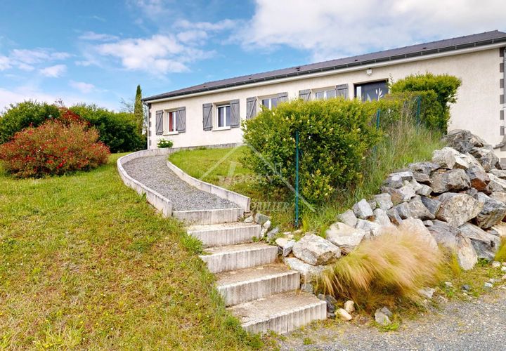 Villa i Abrest, Allier, Abrest - € 292.000 | Ref: G1213 - foto 1