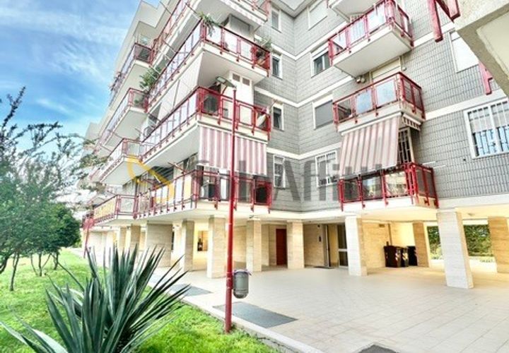Apartament a Bari, Bari, Bari - € 890/mes | Ref: AA2603 - foto 1