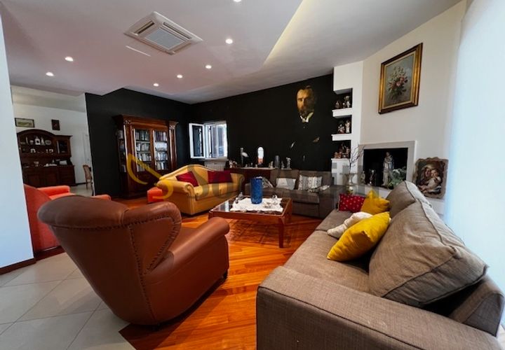 Villa a Bari, Bari, Bari - € 1.300/mes | Ref: AA2607 - foto 1