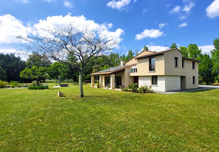 Villa a Jarnac, Charente, Jarnac - € 599.000 | Ref: BVI85246 - foto 1