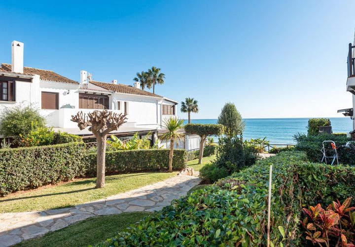 Rækkehus i Estepona, Malaga, Estepona - € 469.000 | Ref: DLR17072/14009 - foto 1