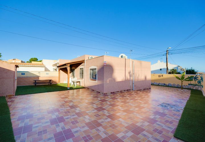 Byhus i Los Balcones, Alicante, Los Balcones - € 235.000 | Ref: R-38385 - foto 1